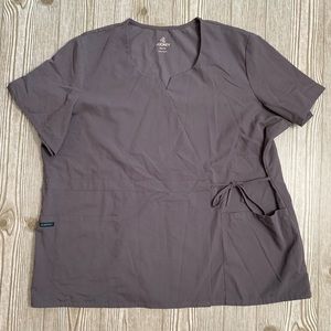 EUC Jockey Scrub top